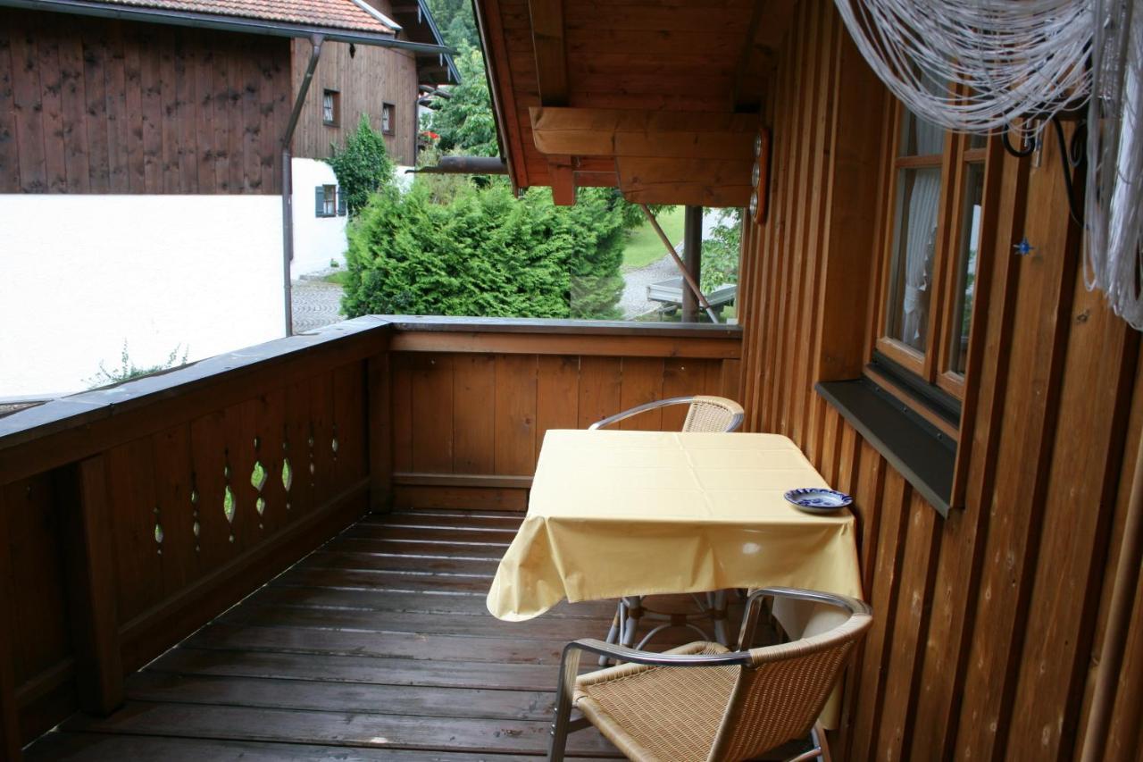 Haus Schwarz Apartamento Staudach-Egerndach Exterior foto